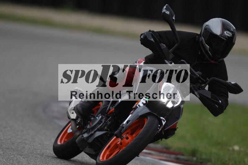 Archiv-2025/10 23.04.2025 Cornu Master School ADR/gruen-vert/36-1